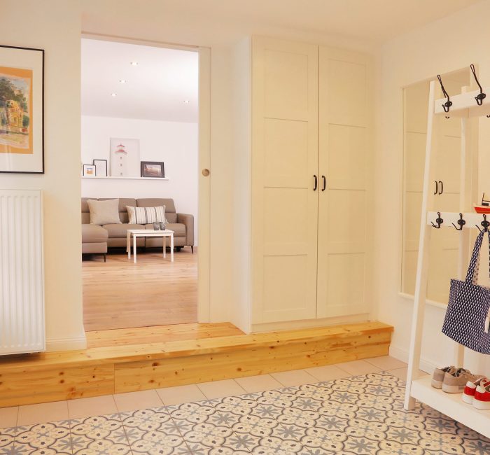 Eingangsbereich/ Blick zum Wohnzimmer